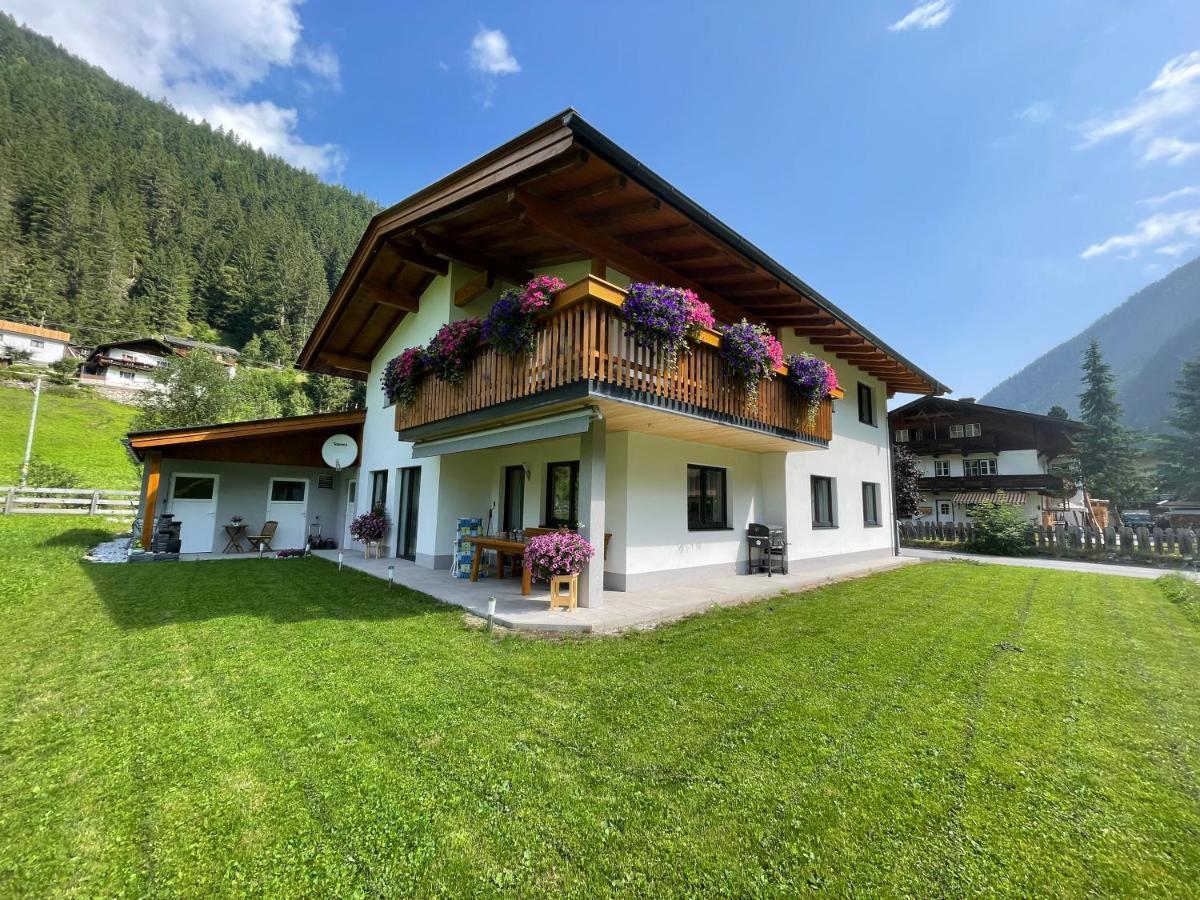 Apartamento Haus Blickfang Neustift im Stubaital Exterior foto